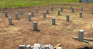 Фундамент на забивных жб сваях под ключ в Ялуторовске - фундамент из забивных железобетонных свай цена от 3144 руб/м2